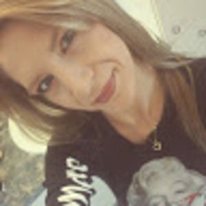 Meet your Posher, Amanda kate